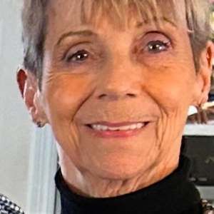 Meet your Posher, Lynda